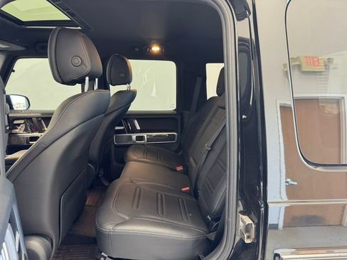 Used 2021 Mercedes-Benz G 550 image 19
