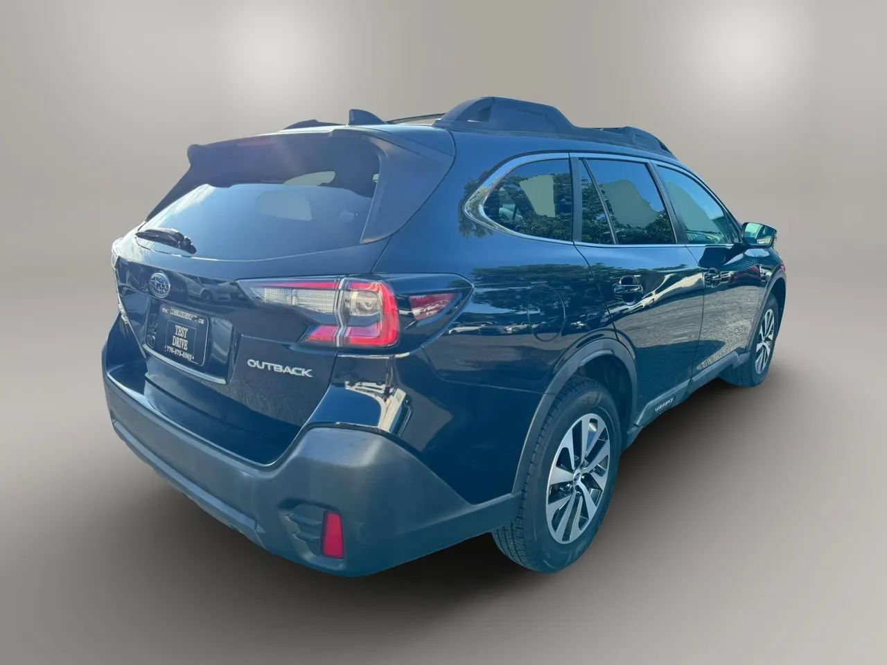 Used 2020 Subaru Outback Premium AWD/4WD image 4