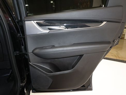 Certified 2025 Cadillac XT5 Premium Luxury image 20