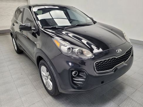 Used 2017 Kia Sportage LX AWD/4WD image 13