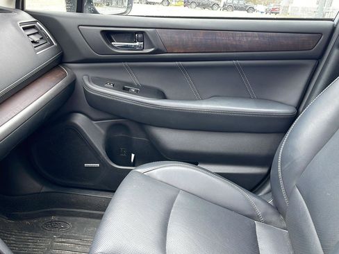 Used 2019 Subaru Outback 2.5i Limited w/ Popular Package #2 image 20