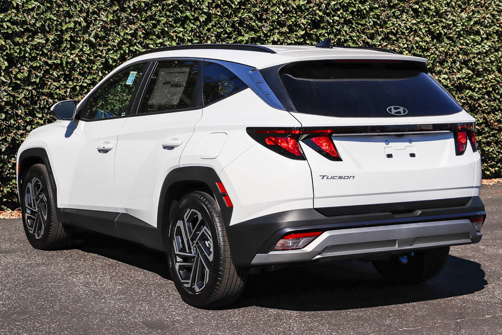 New 2026 Hyundai Tucson SEL Plus FWD image 8