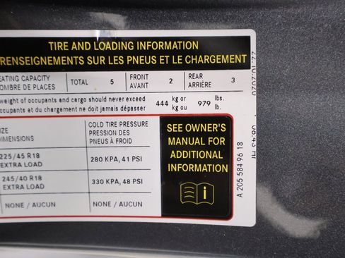 Used 2021 Mercedes-Benz C 300 4MATIC Sedan image 40