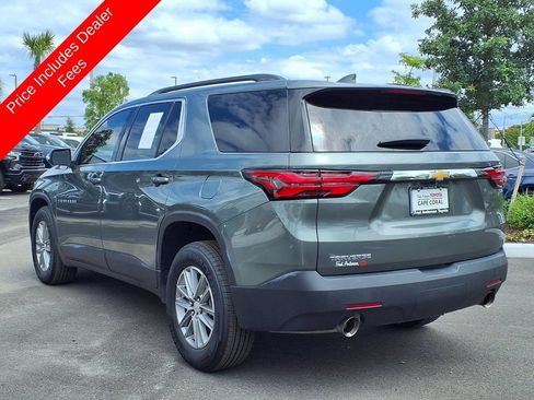 Used 2023 Chevrolet Traverse LT FWD image 5