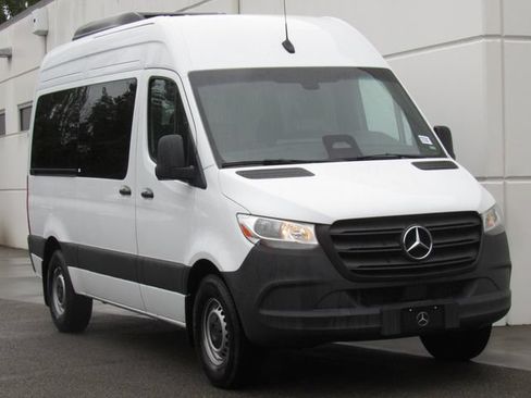 Used 2025 Mercedes-Benz Sprinter 2500 image 2