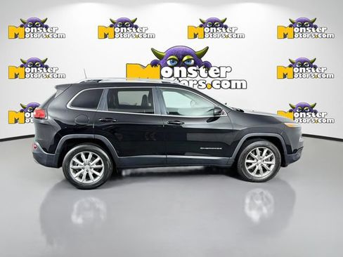Used 2018 Jeep Cherokee Limited AWD/4WD image 4