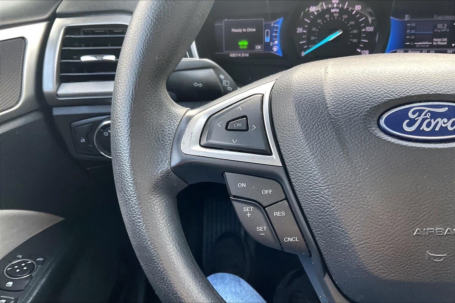 Used 2018 Ford Fusion S FWD image 23