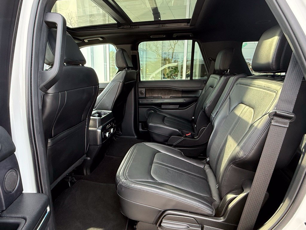 Used 2021 Ford Expedition Limited AWD/4WD image 28