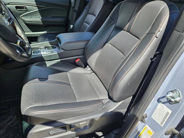 Used 2025 Honda Ridgeline TrailSport image 14