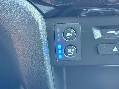 Used 2020 Honda Pilot Black Edition image 37