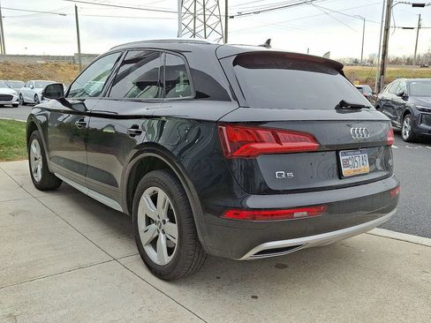 Used 2018 Audi Q5 2.0T Premium w/ Convenience Package image 4