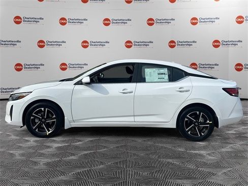 New 2025 Nissan Sentra SV image 2