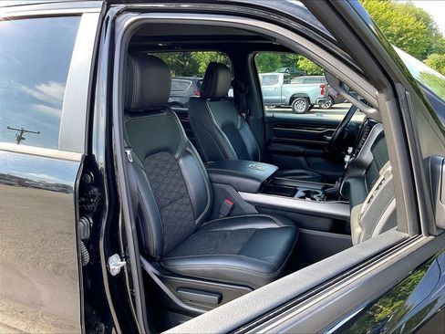 Used 2020 RAM 1500 Sport w/ Level 2 Equipment Group AWD/4WD image 11