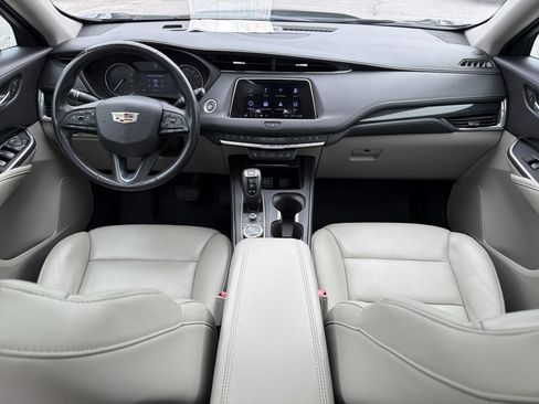 Used 2019 Cadillac XT4 Premium Luxury w/ Cold Weather Package image 26