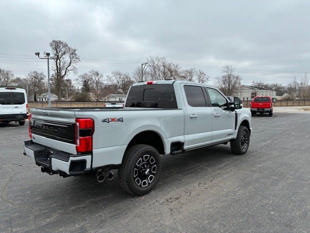 Used 2025 Ford F250 Platinum AWD/4WD image 5