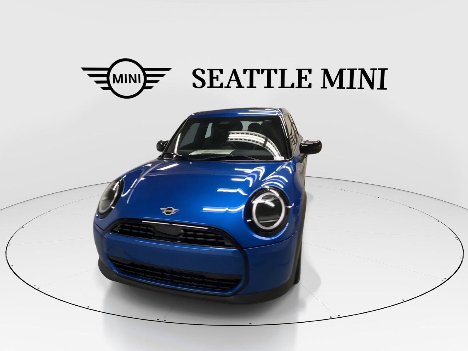 New 2026 MINI Cooper 4-Door Hardtop FWD image 4