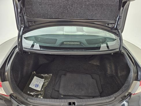 Used 2013 Toyota Corolla LE image 27