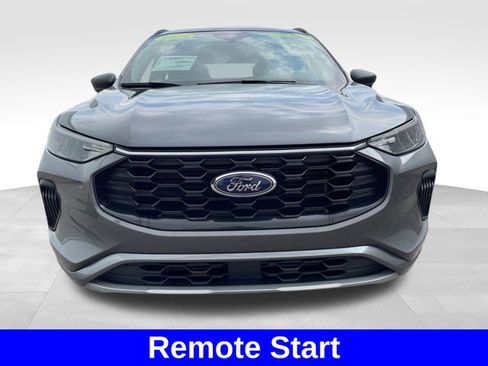 Used 2024 Ford Escape ST-Line w/ Tech Pack #1 AWD/4WD image 8