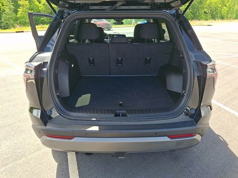 Used 2025 Chevrolet Equinox LT AWD/4WD image 29