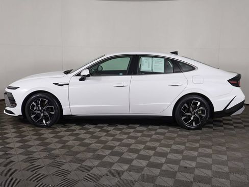 Used 2025 Hyundai Sonata SEL FWD image 16