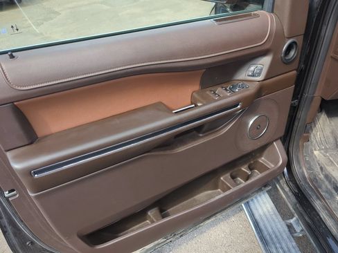 Used 2022 Ford Expedition Max King Ranch AWD/4WD image 10