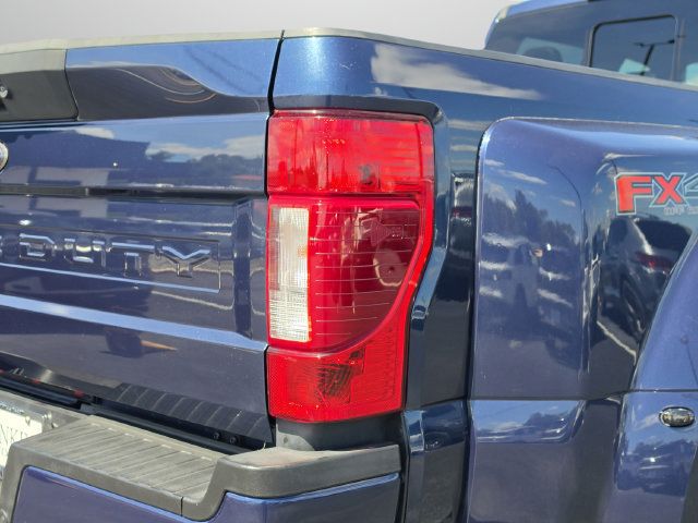 Used 2020 Ford F350 Lariat w/ Chrome Package AWD/4WD image 19