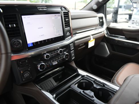 New 2026 Ford F250 King Ranch w/ Tremor Off-Road Package AWD/4WD image 17