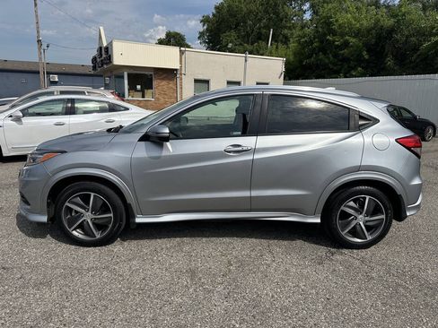 Used 2019 Honda HR-V Touring image 8