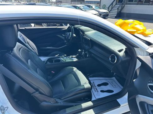 Used 2019 Chevrolet Camaro LT image 12