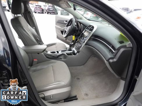 Used 2014 Chevrolet Malibu LT FWD image 34