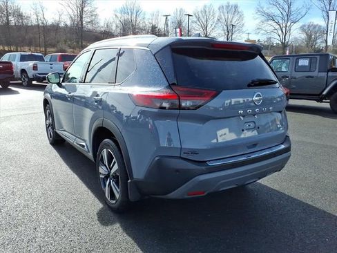 Used 2021 Nissan Rogue SL w/ Premium Package image 7