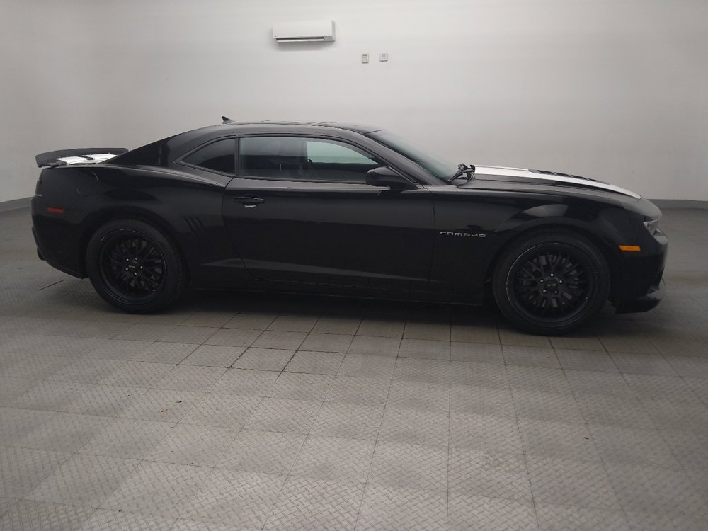 Used 2014 Chevrolet Camaro SS w/ RS Package RWD image 11