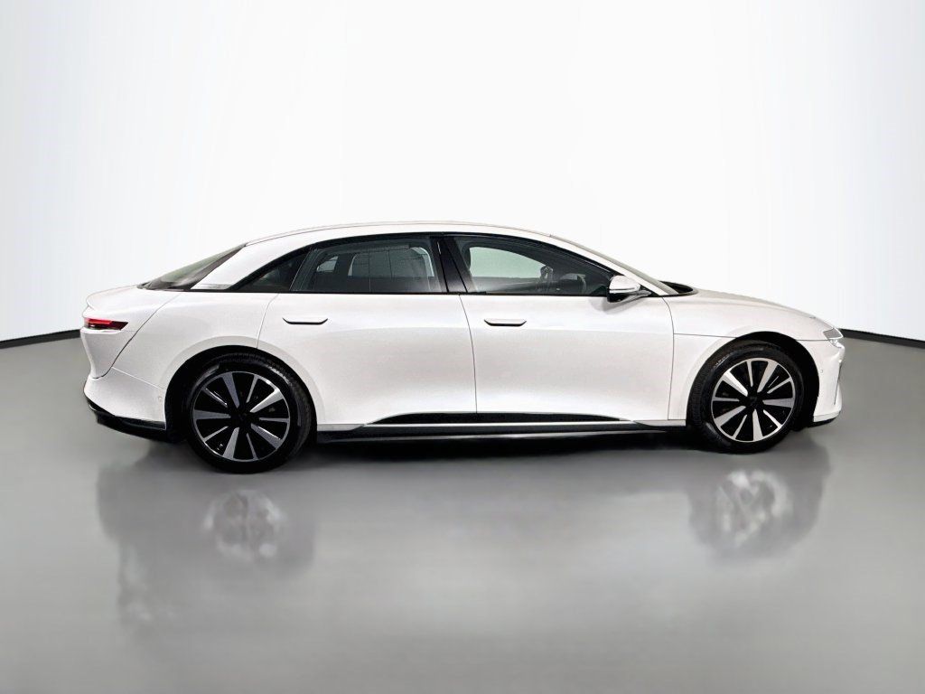 Used 2024 Lucid Air Touring AWD/4WD image 11
