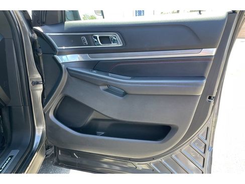 Used 2017 Ford Explorer Sport AWD/4WD image 20