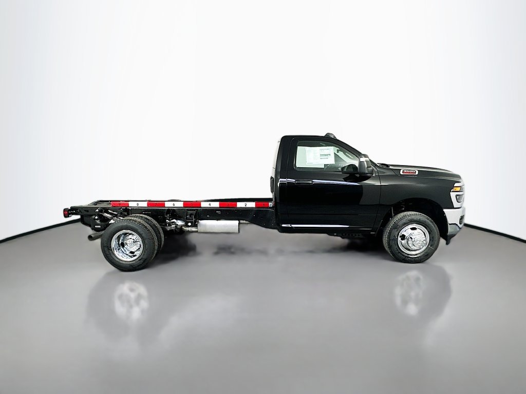 New 2026 RAM 3500 Tradesman w/ Chrome Appearance Group A RWD image 8