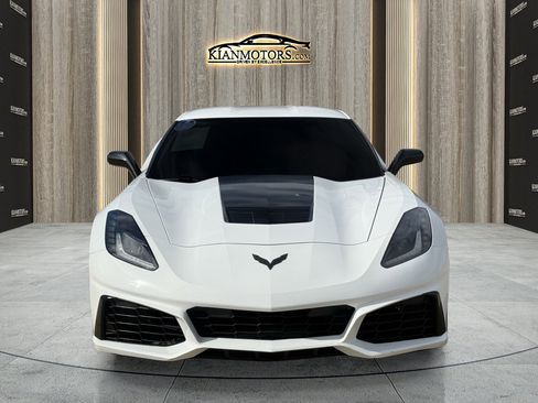 Used 2017 Chevrolet Corvette Stingray Coupe w/ Carbon Flash Badge Package image 2