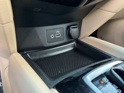 Used 2019 Nissan Rogue SV AWD/4WD image 32