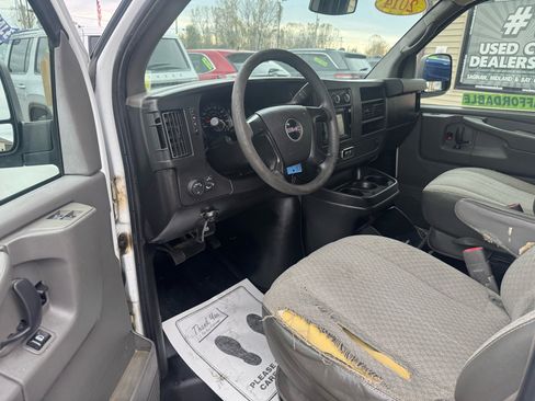Used 2014 GMC Savana 2500 G2500 Extended Cargo image 8