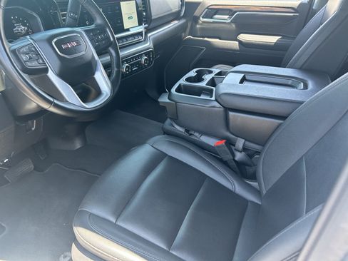 Certified 2025 GMC Sierra 1500 SLT AWD/4WD image 24