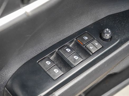 Used 2019 Toyota Camry LE w/ Carpet Mat Package FWD image 20