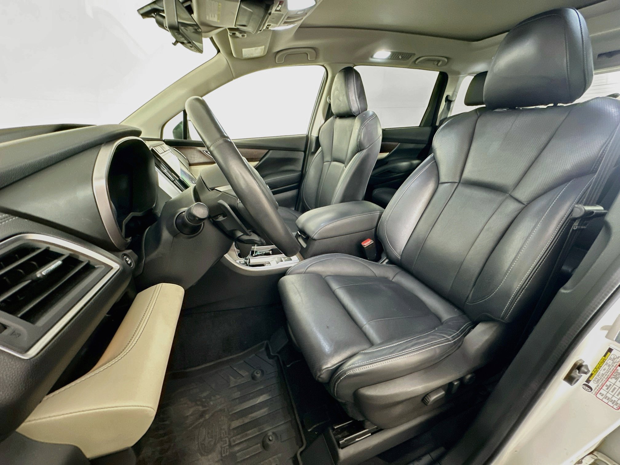 Used 2022 Subaru Ascent Touring AWD/4WD image 13