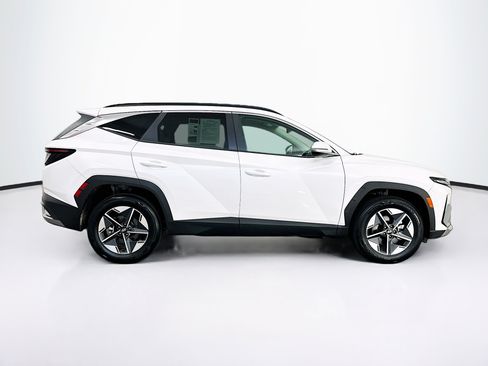 Used 2025 Hyundai Tucson SEL AWD/4WD image 10