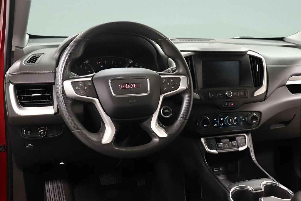 Used 2023 GMC Terrain SLE w/ Driver Convenience Package FWD image 9