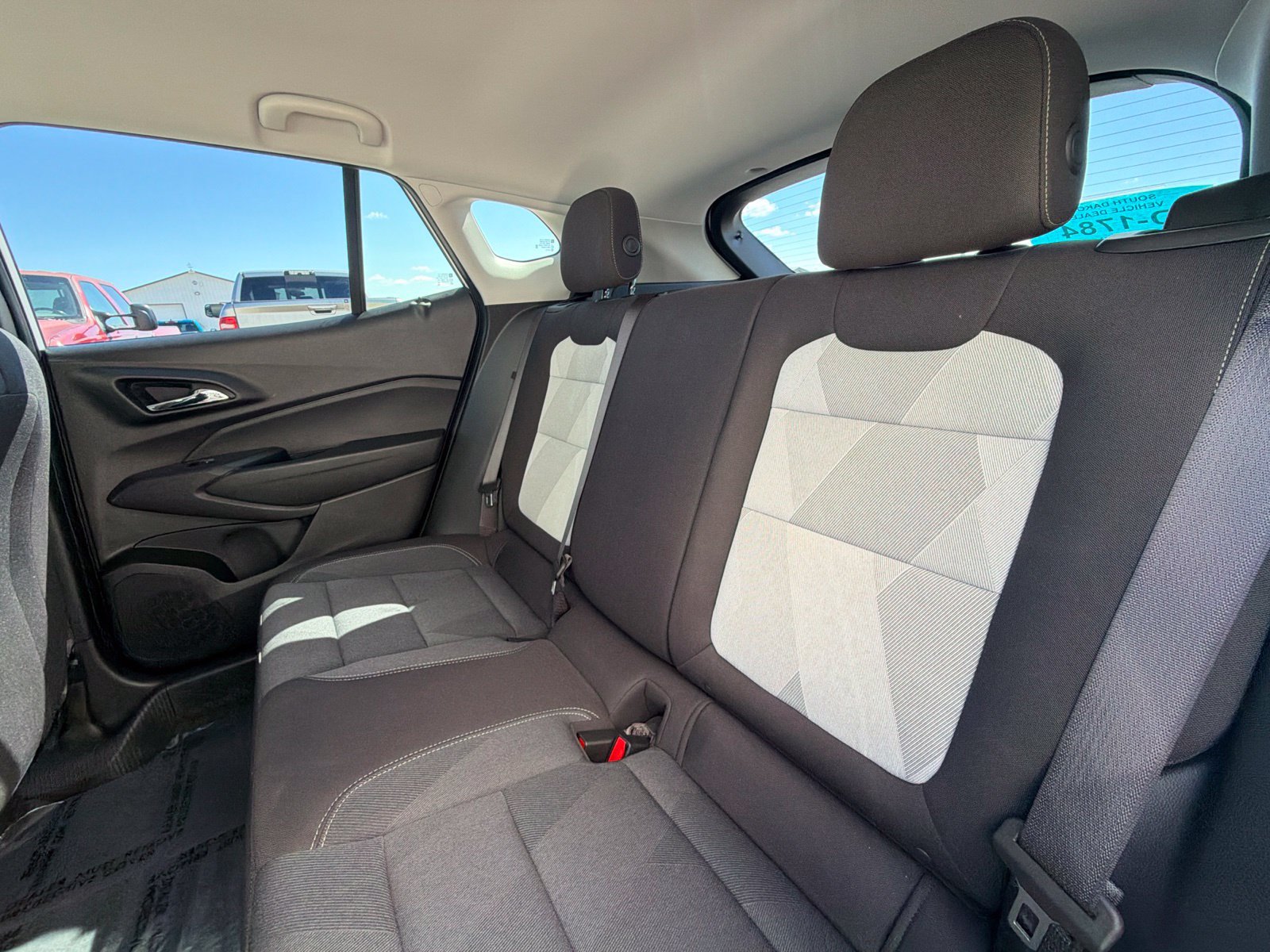 Used 2026 Chevrolet Trax LS FWD image 11