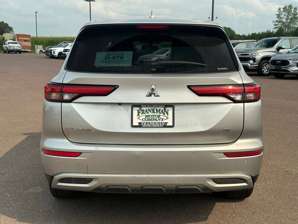Used 2024 Mitsubishi Outlander SE AWD/4WD image 38