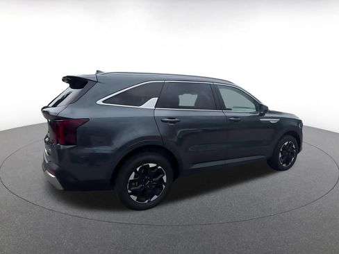Used 2024 Kia Sorento S AWD/4WD image 15