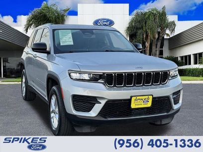 Used 2023 Jeep Grand Cherokee Laredo X