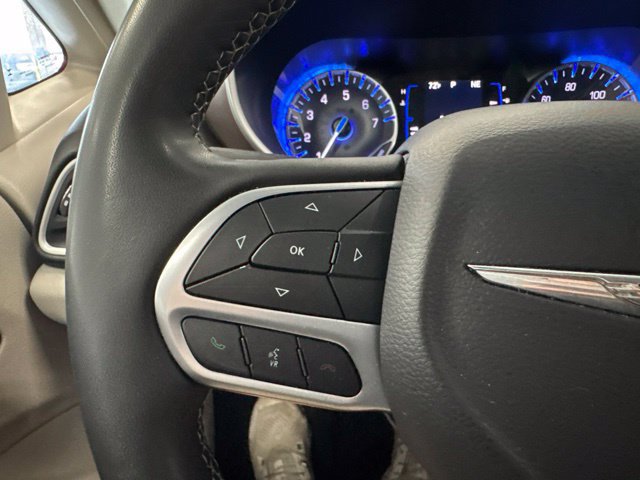 Used 2023 Chrysler Voyager LX FWD image 34