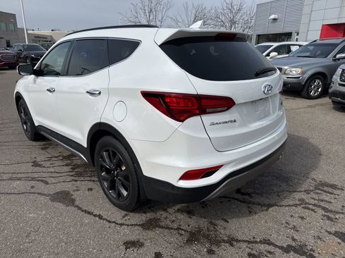 Used 2018 Hyundai Santa Fe Sport image 7