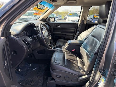 Used 2009 Ford Flex SE image 9